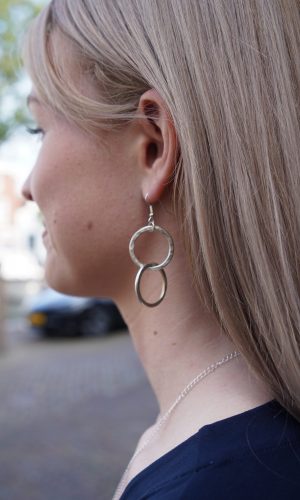 double-circle-earrings-people-tree