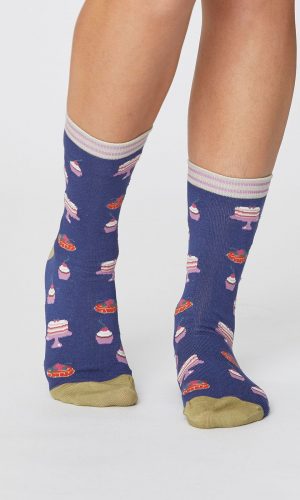 cupcake-socks-thought