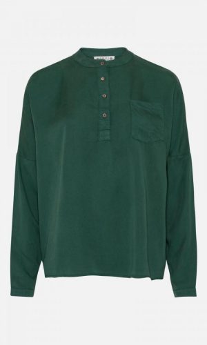 AMOV_Cille_tencel_blouse_bottle_green