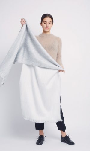 sjaal-lichtgrijs-wit-alpaca-wol-alpaca-loca