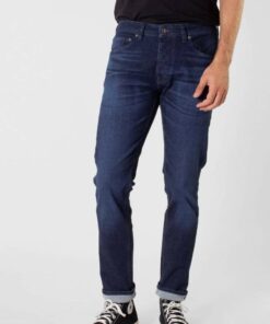 kuyichi-jamie-slim-worn-in-blue-jeans