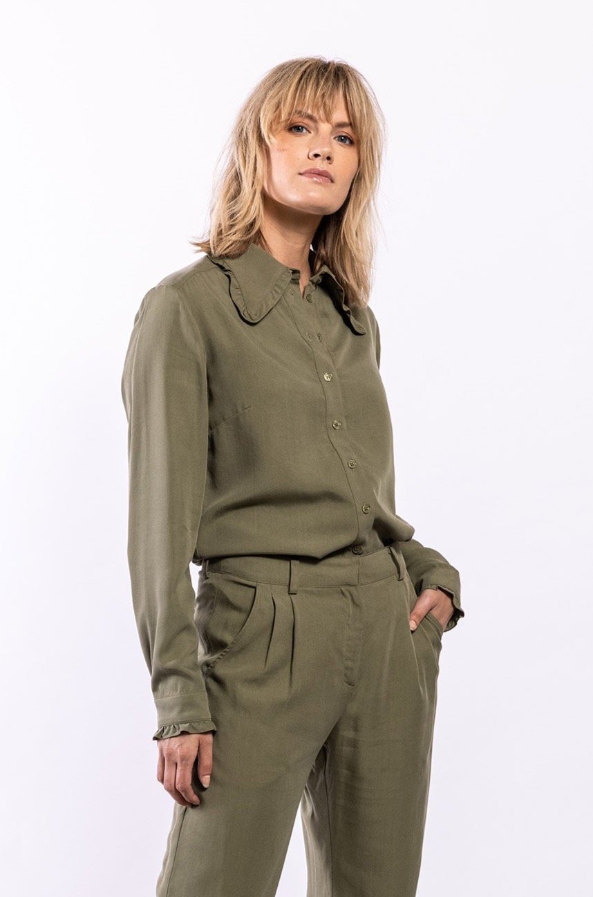 elements-of-freedom-juul-blouse-army-green-ecovero