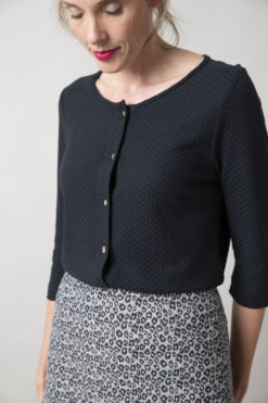 marjolein-elisabeth-marije-vest-black-knit