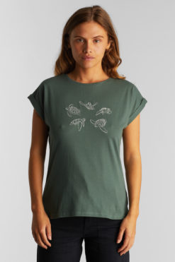dedicated-t-shirt-visby-sea-turtles-forest-green