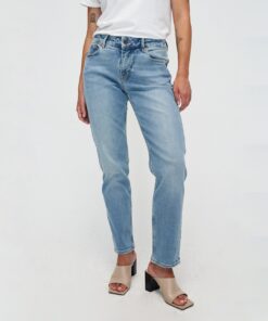 kuyichi-jenna-boyfriend-faded-indigo