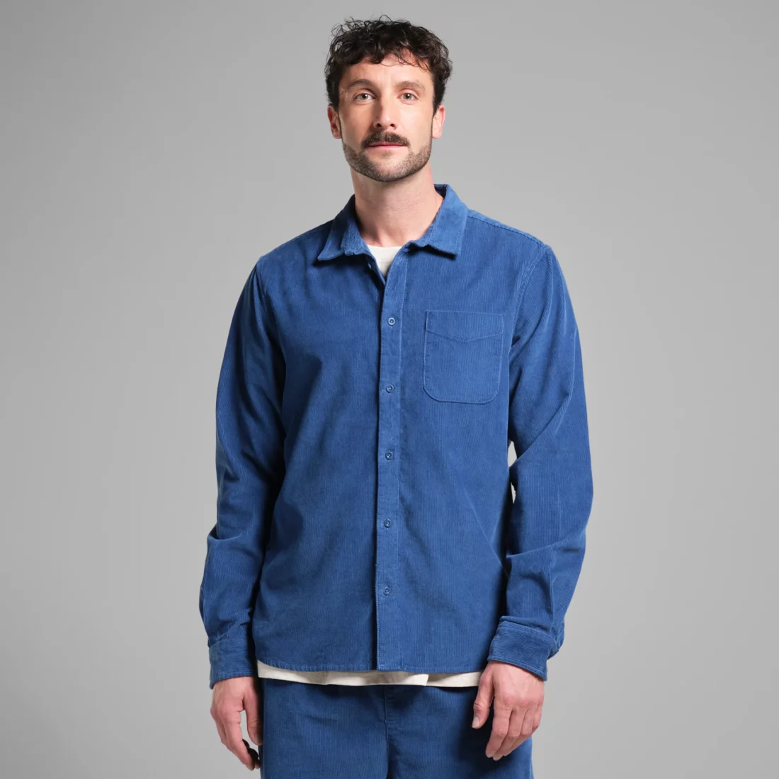 dedicated-brand-shirt-varberg-corduroy-true-blue