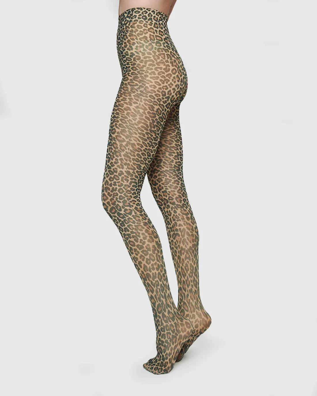 swedish-stockings-sofia-leo-panty-leopardprint-60-denier