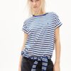 armedangels-t-shirt-idaara-stripes-white-lapis-blue