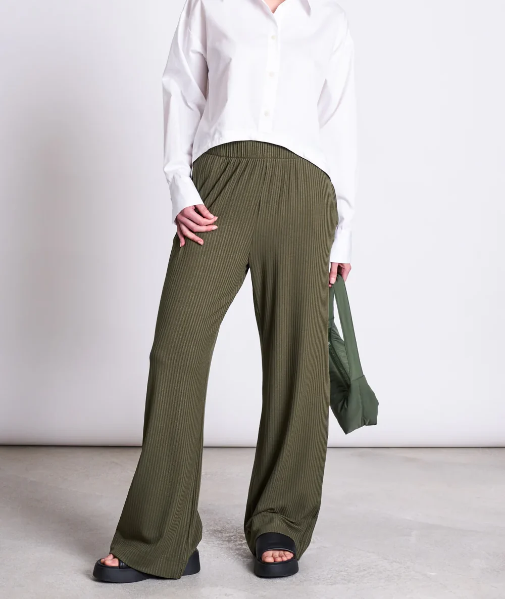 jann-june-broek-smilla-lyocell-rib-dark-olive