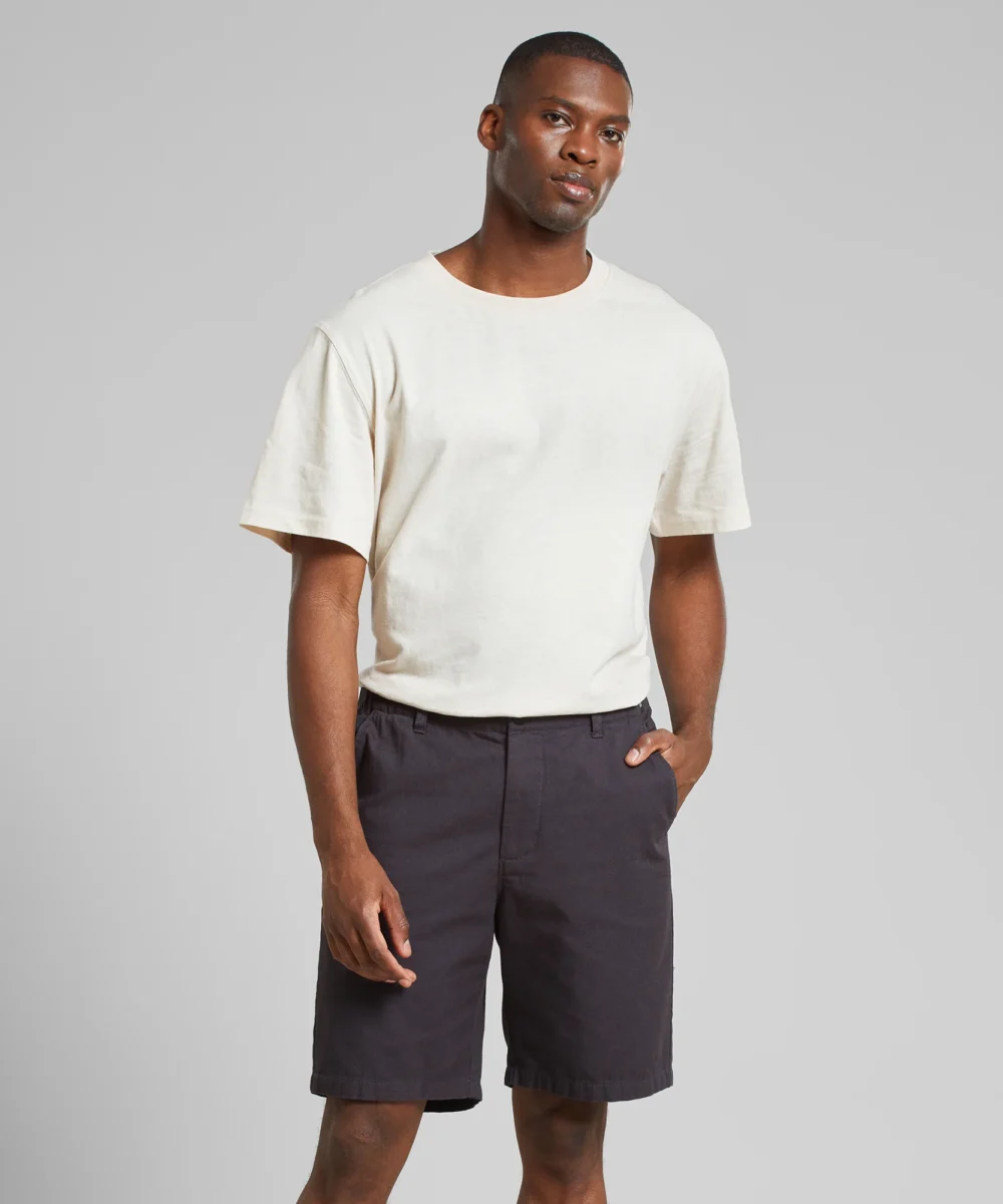 dedicated-brand-chino-shorts-nacka-canvas-phantom-black