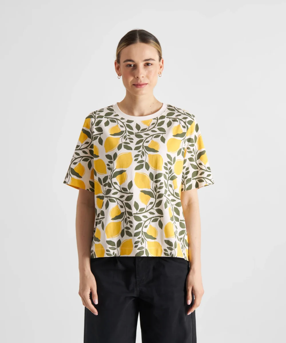 dedicated-brand-t-shirt-vadstena-lemon-branches-wit