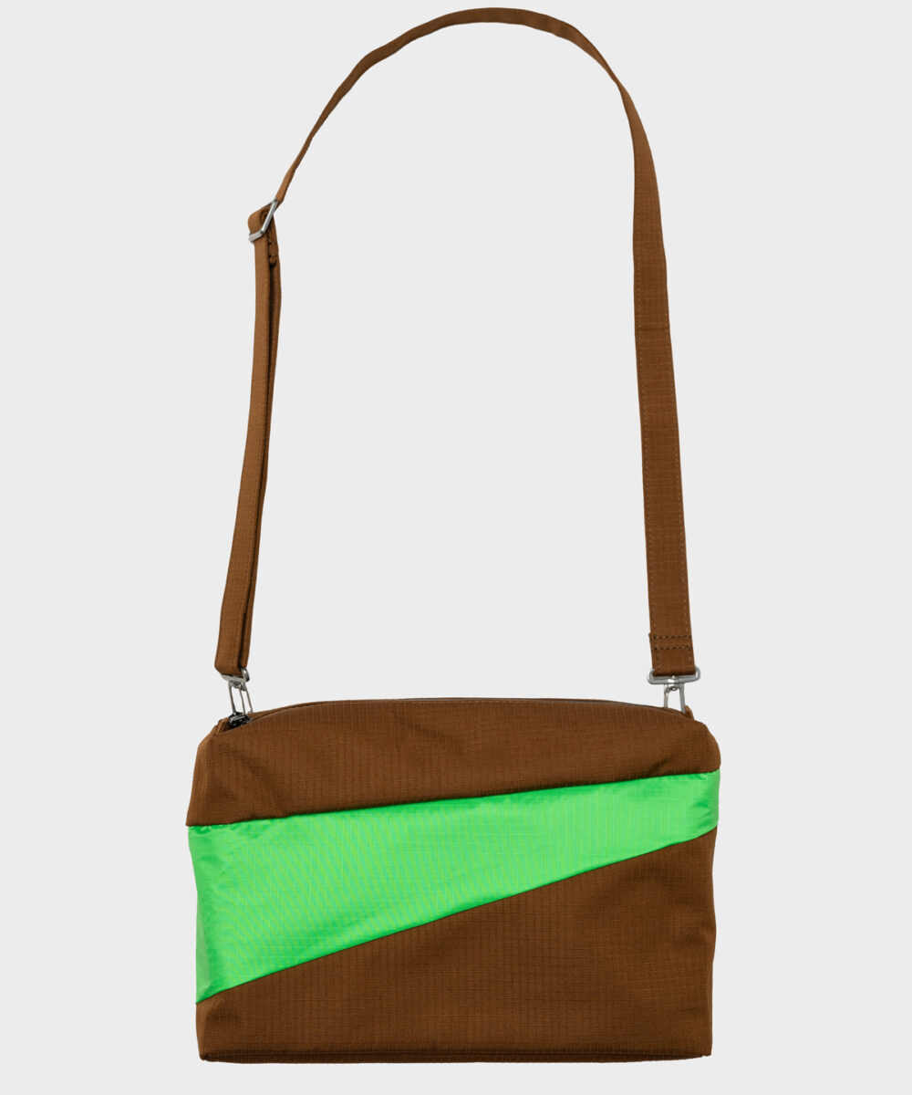 susan-bijl-the-new-bum-bag-hazel-greenscreen-medium