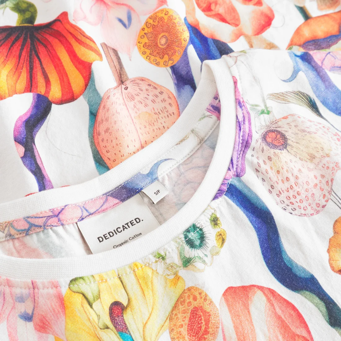 T-shirt Visby Fantasy Flowers Wit - Afbeelding 5