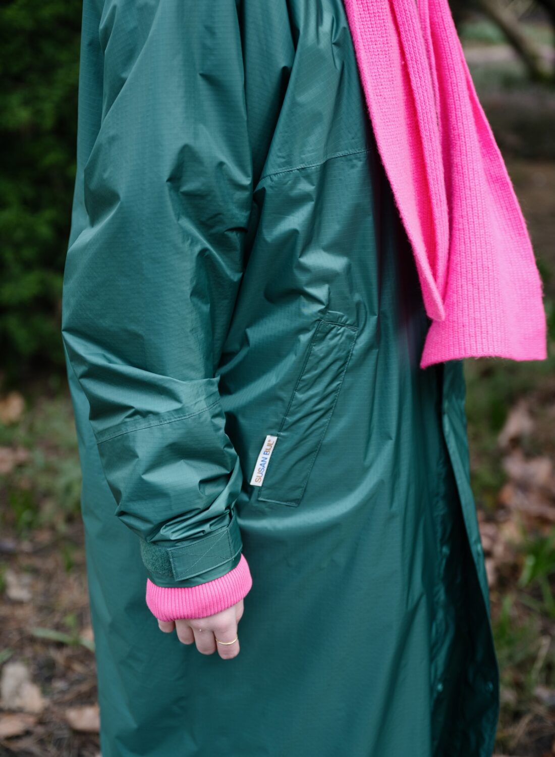 Susan Bijl | The New Raincoat Pine - Afbeelding 6