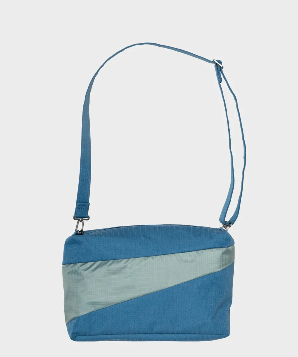 susan-bijl-the-new-bum-bag-dark-petrol-grey-medium
