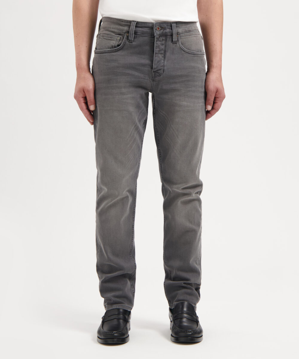 kuyichi-jim-regular-slim-stone-grey-jeans