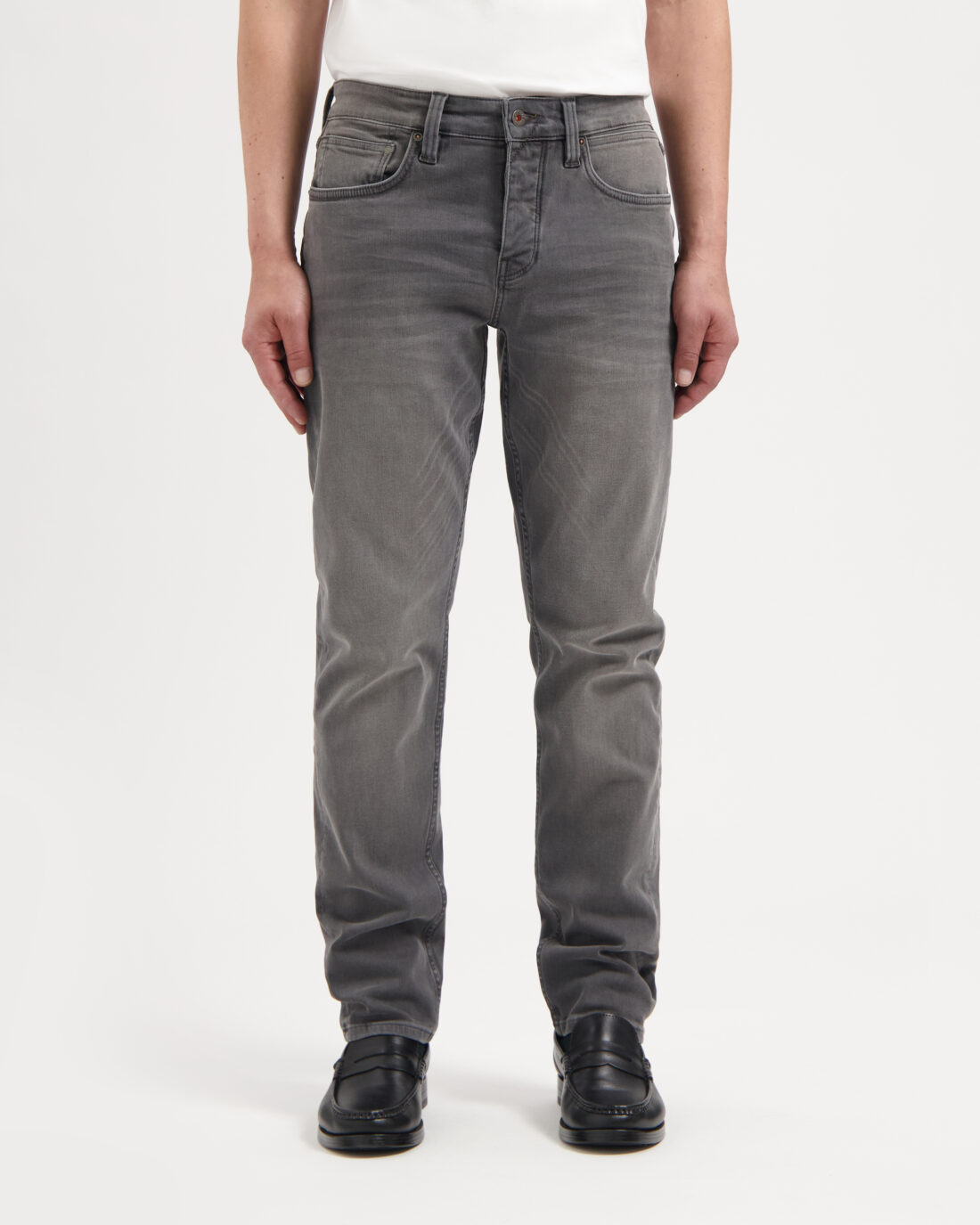kuyichi-jim-regular-slim-stone-grey-jeans