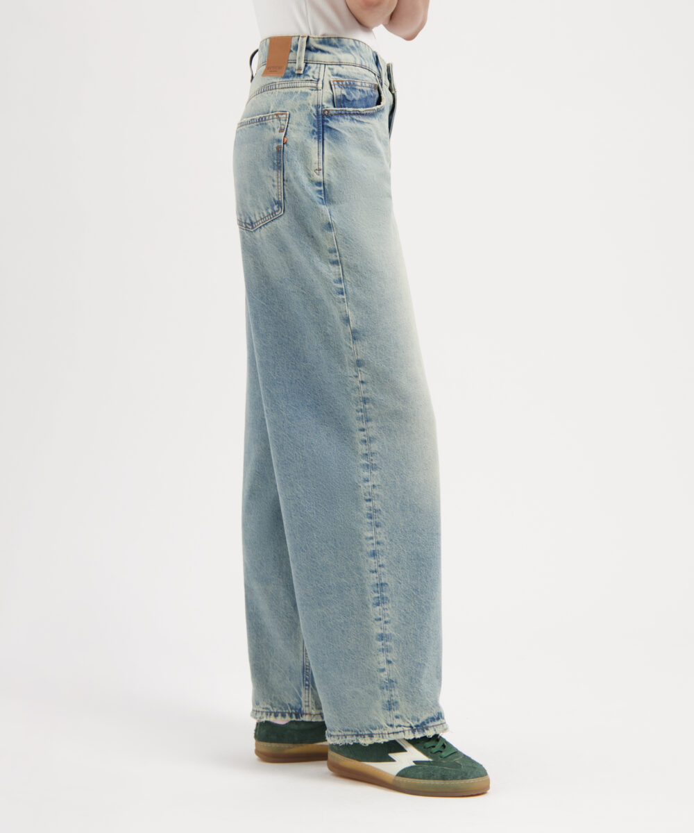 Alternative view of Kuyichi | Lucy Loose Vintage Blue