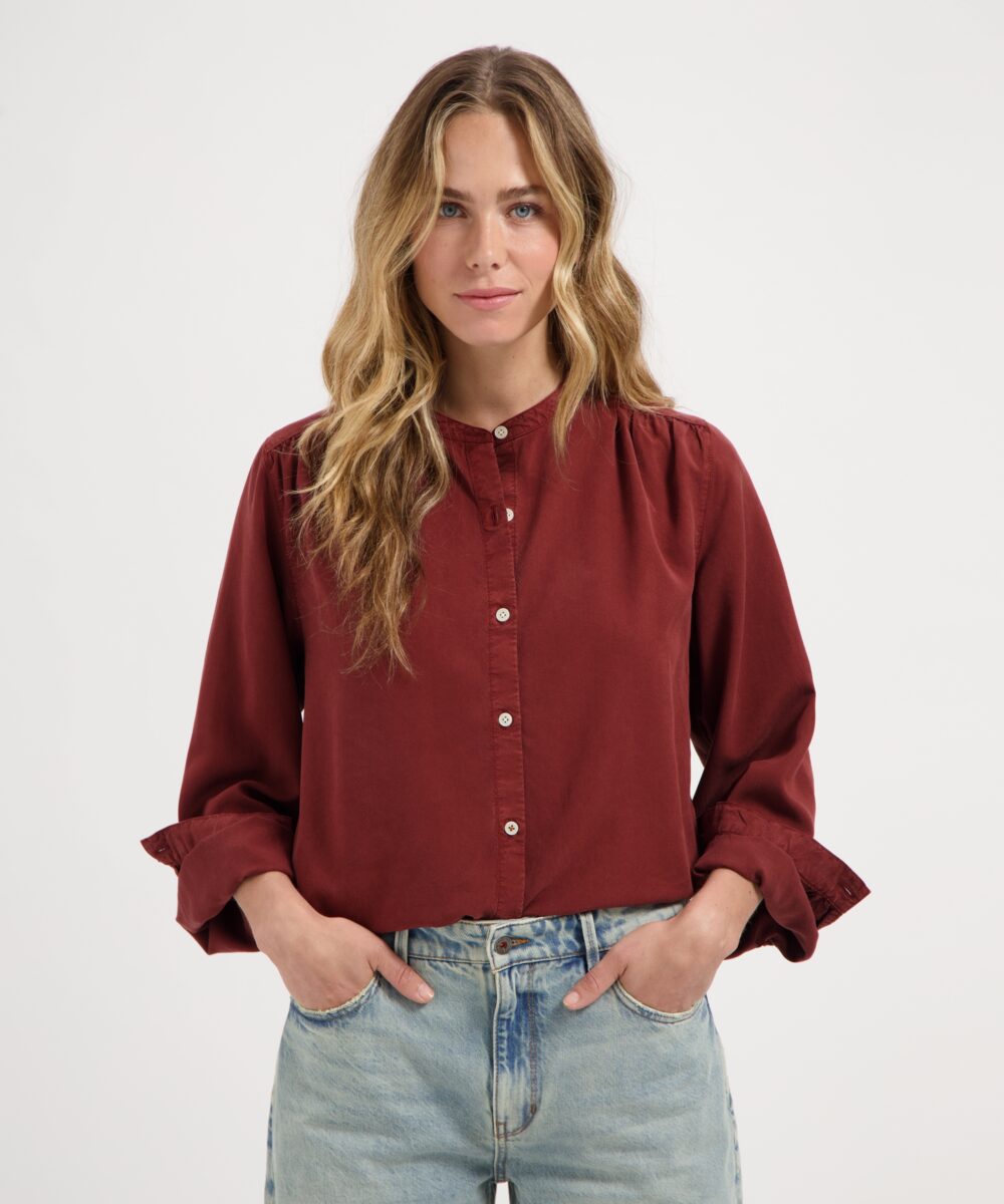 kuyichi-evi-tencel-blouse-brick