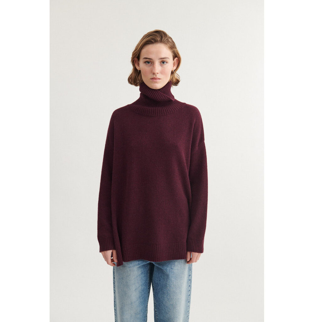 basic-apparel-sweater-line-t-neck-port-royale