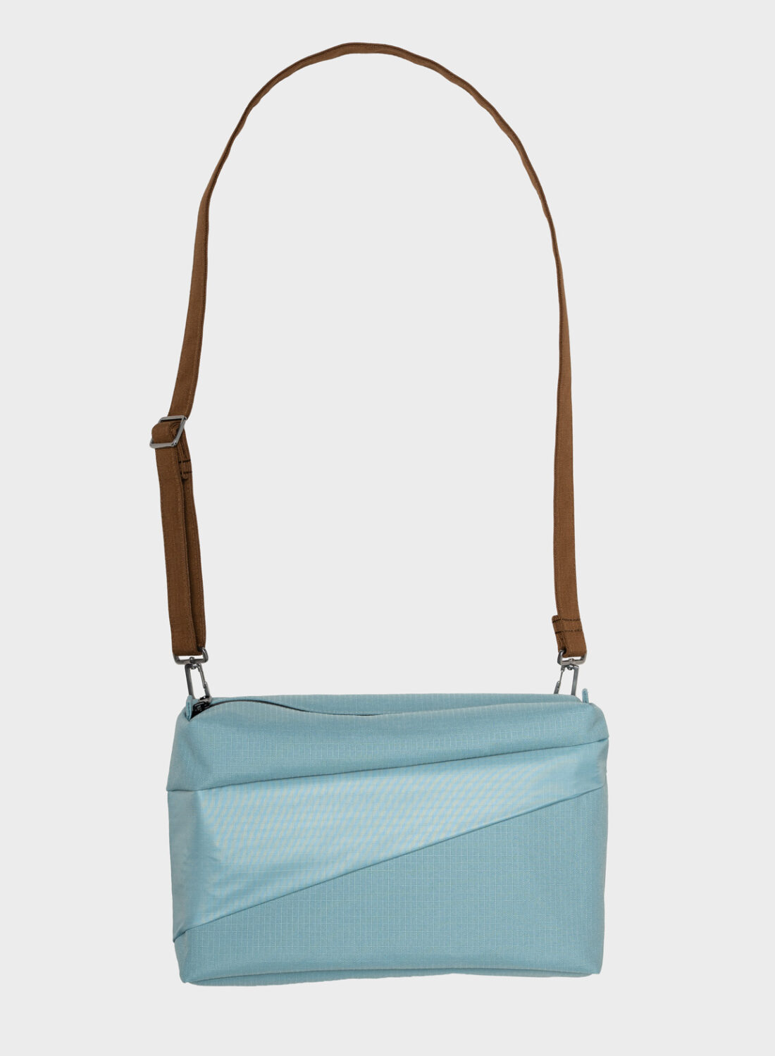 susan-bijl-the-new-bum-bag-francis-hazel-medium