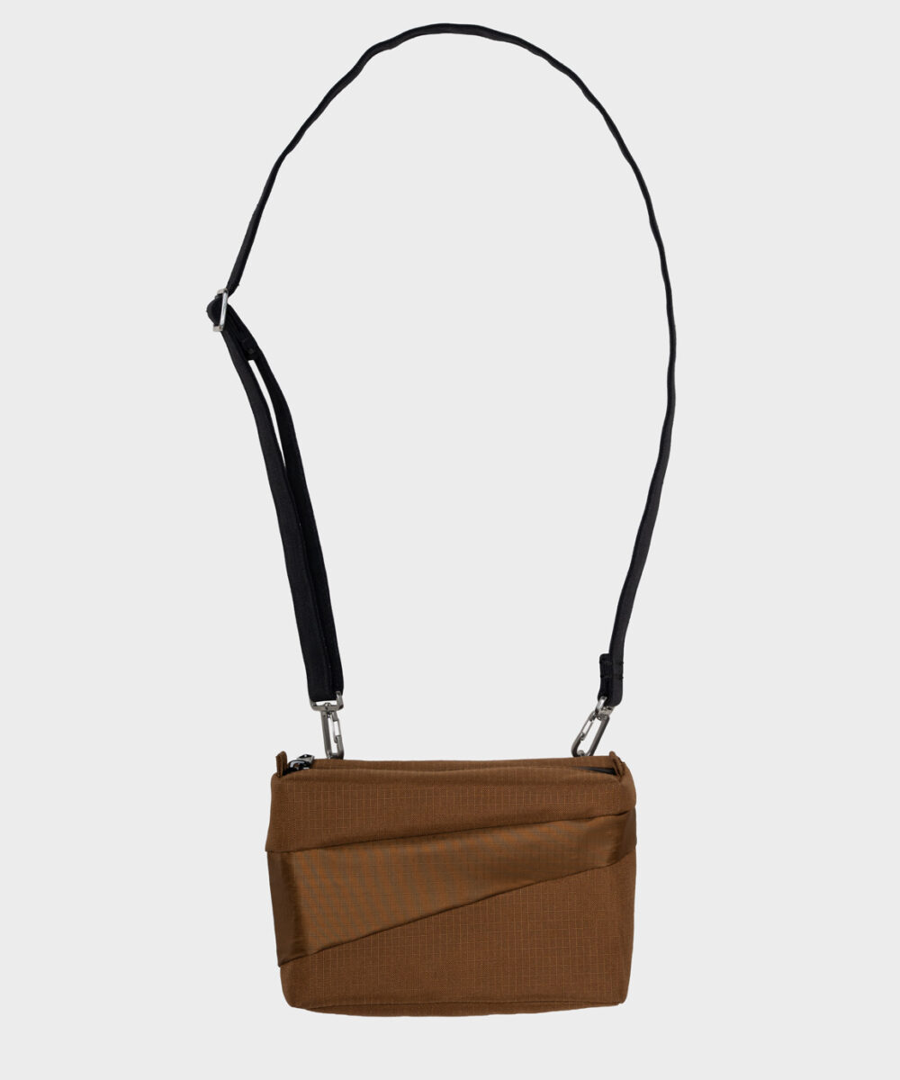 susan-bijl-the-new-bum-bag-hazel-black-small