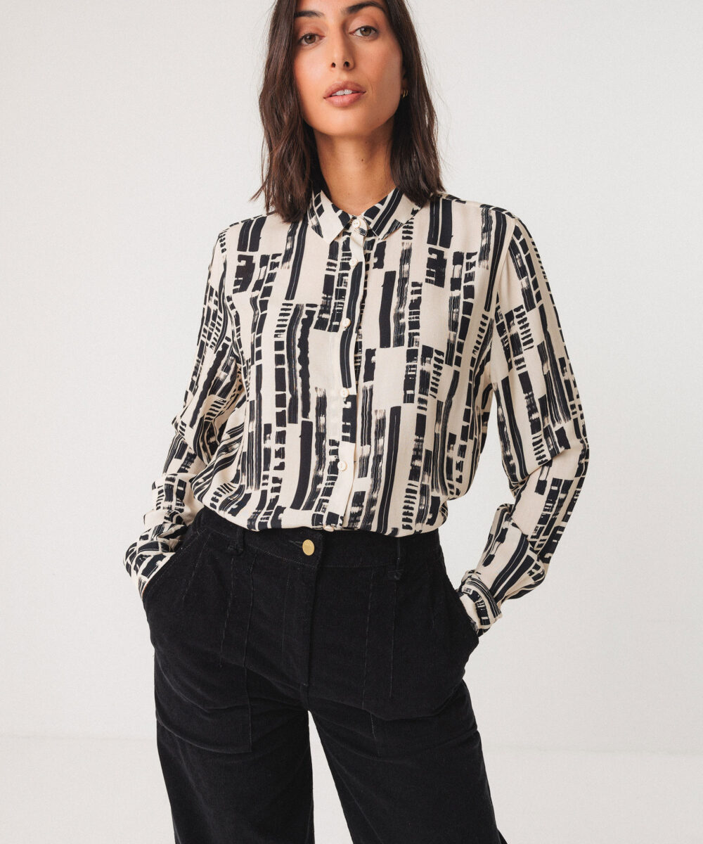 skfk-blouse-asune-small-brush