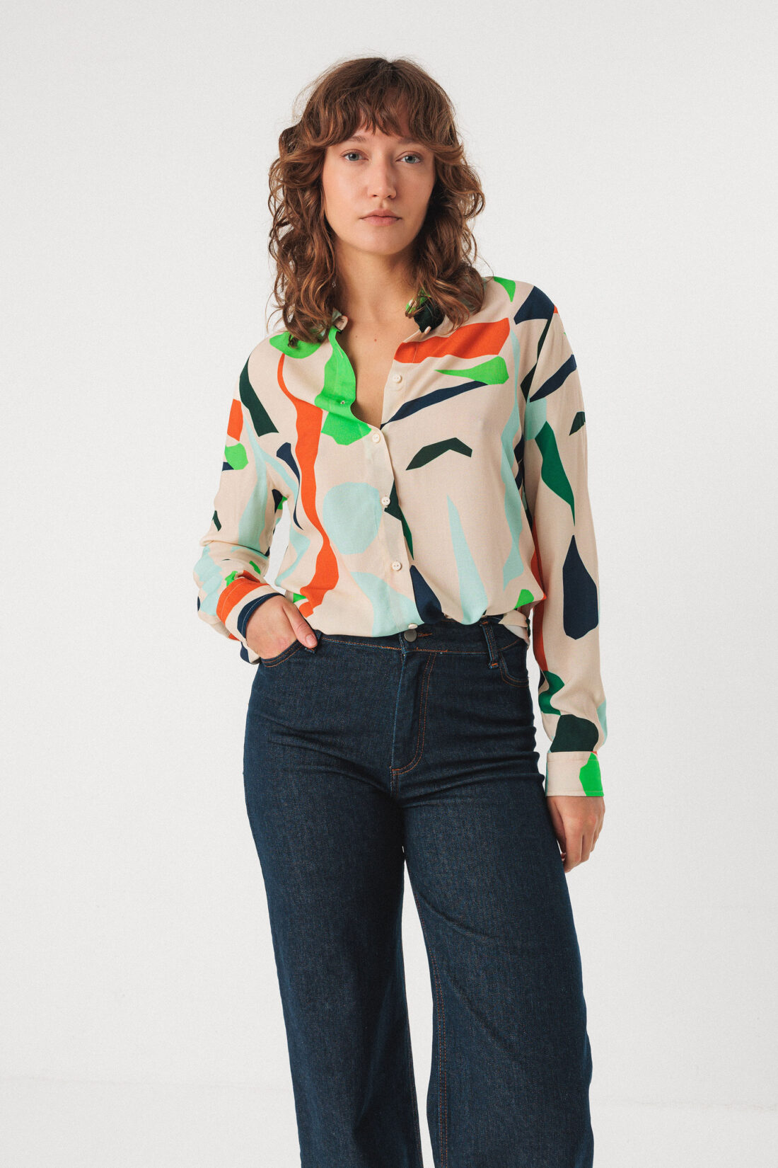 skfk-blouse-asune-basterretxea