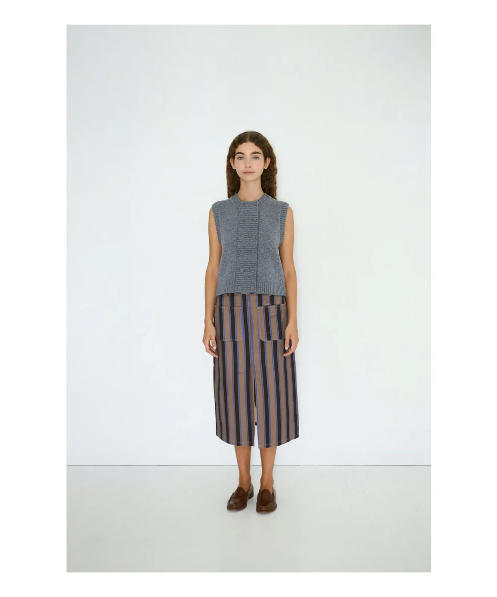 the-tiny-big-sister-buttoned-vest-dark-grey-melange