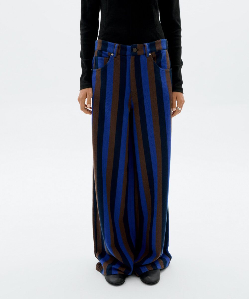 thinking-mu-broek-hedda-tottenham-blanket