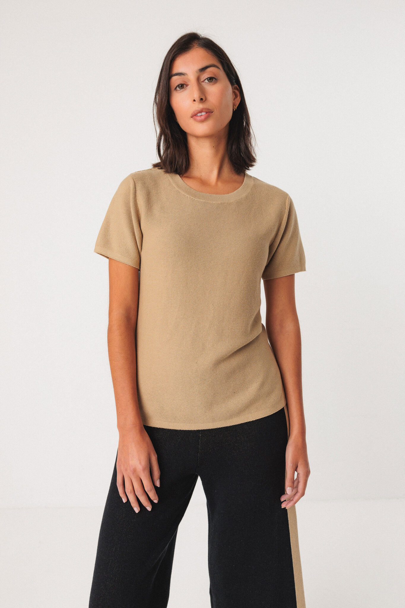 skfk-t-shirt-bidari-gots-beige