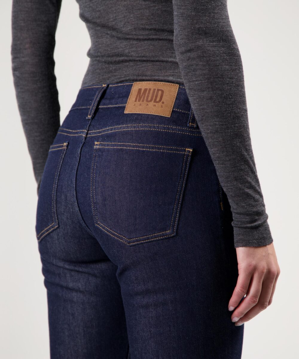 Alternative view of MUD Jeans | Logan High Slim | Rinse