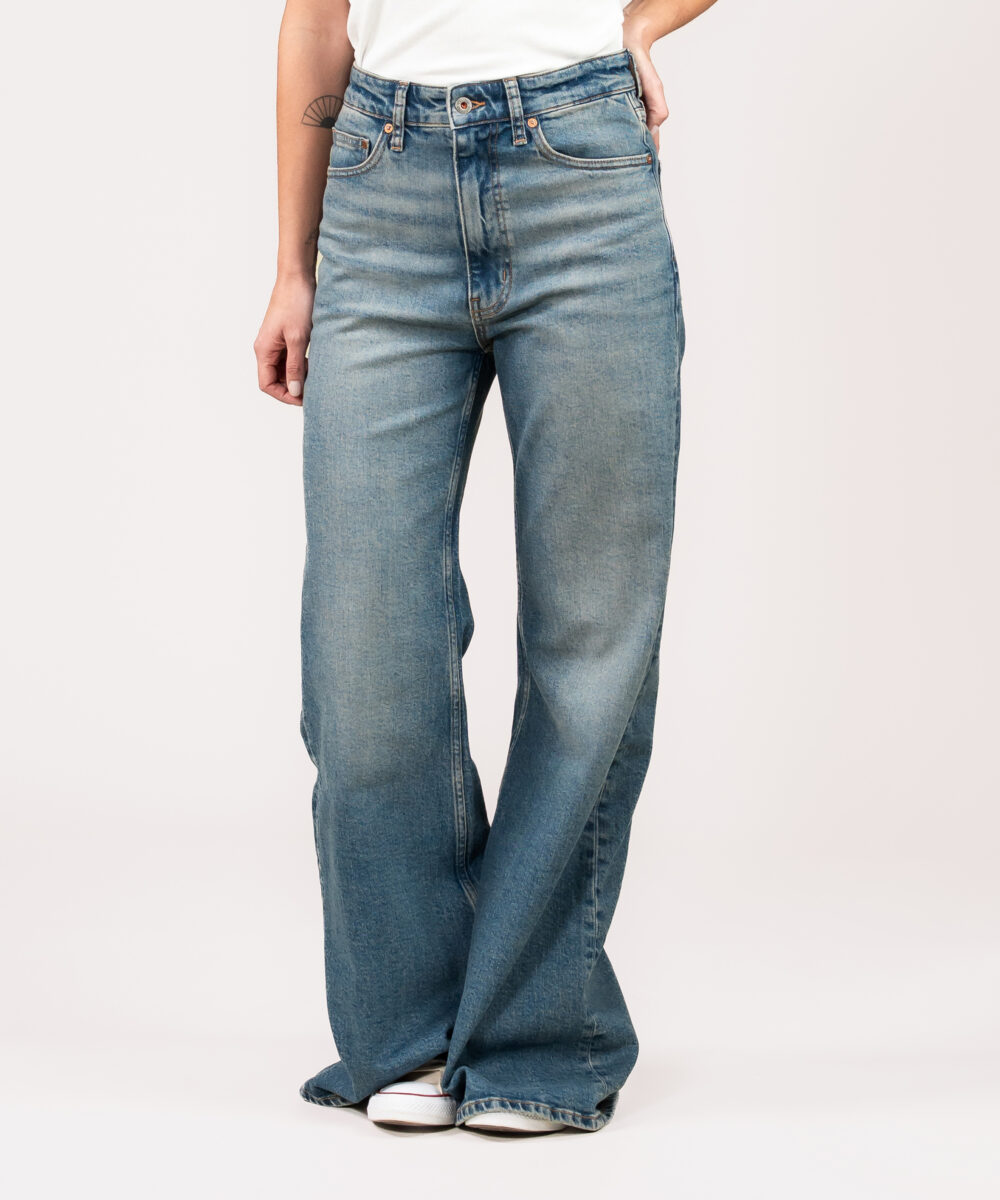 kuyichi-vivienne-flare-broken-blue-jeans