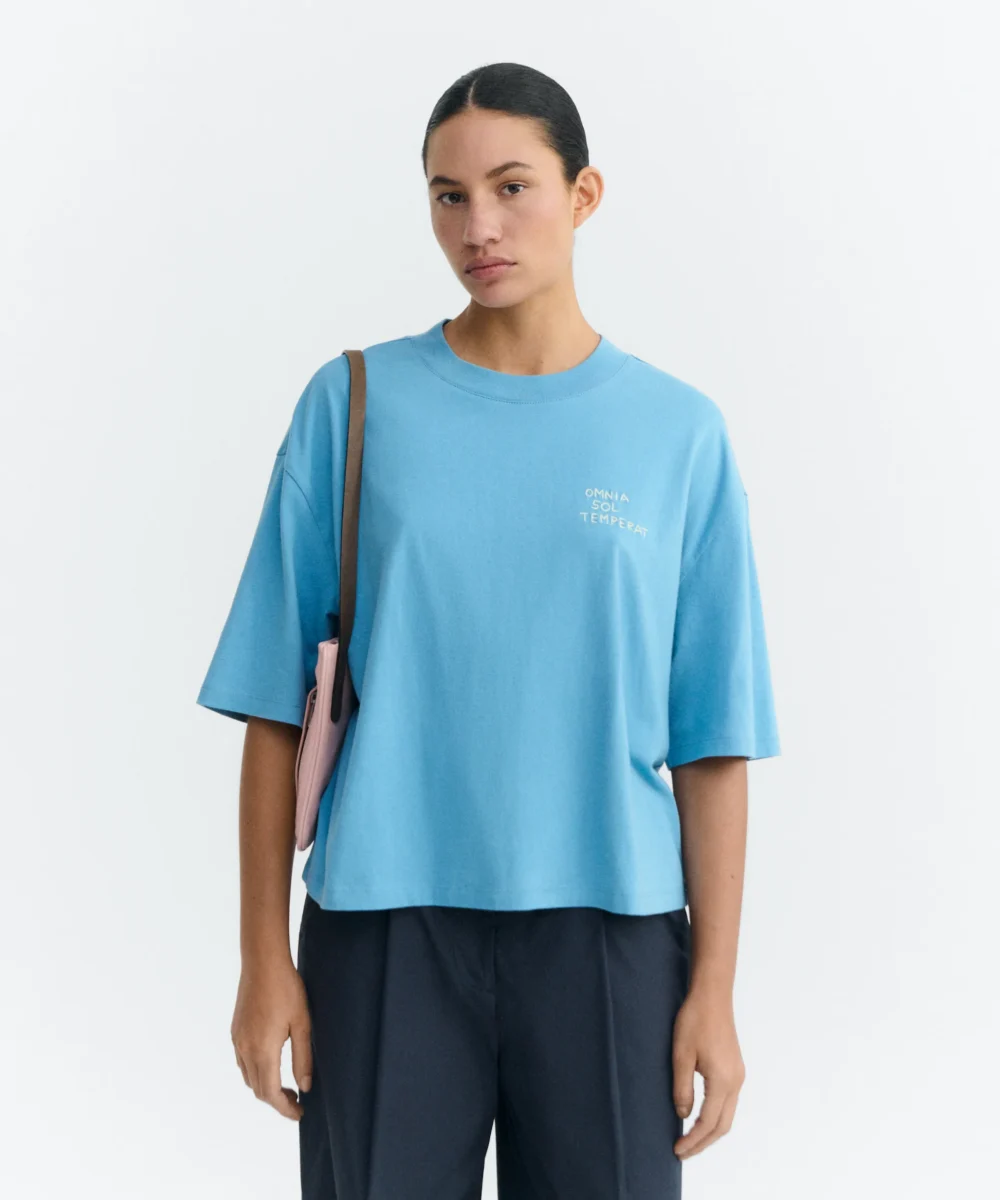 thinking-mu-t-shirt-lena-lichtblauw